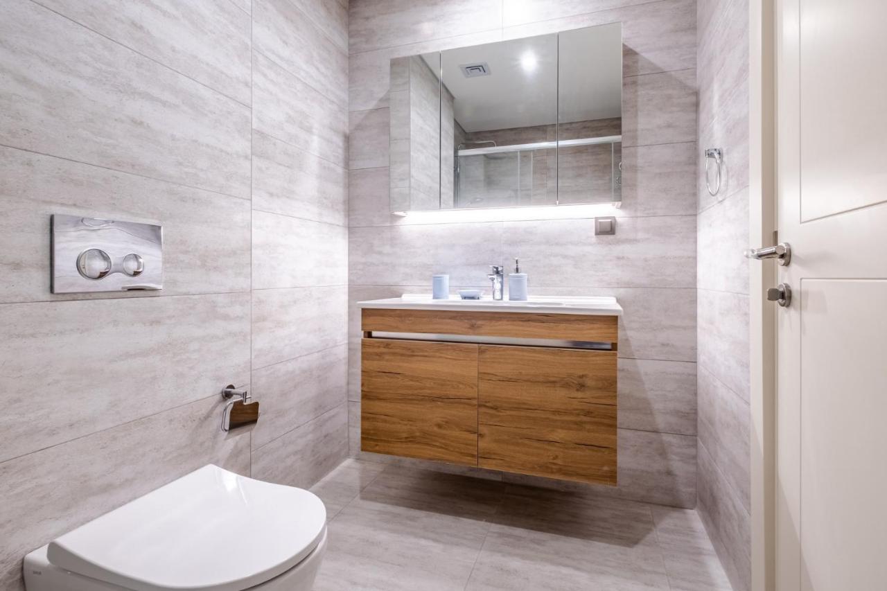 Appartement Flat With Balcony In Umraniye *